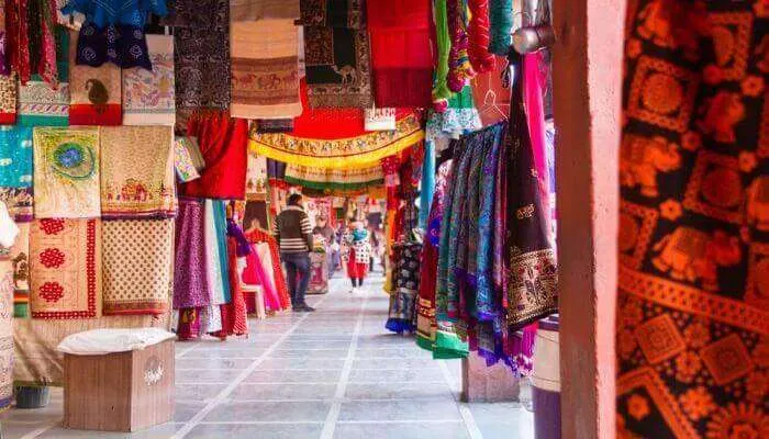 Dwarka Bazaar – Dwarka